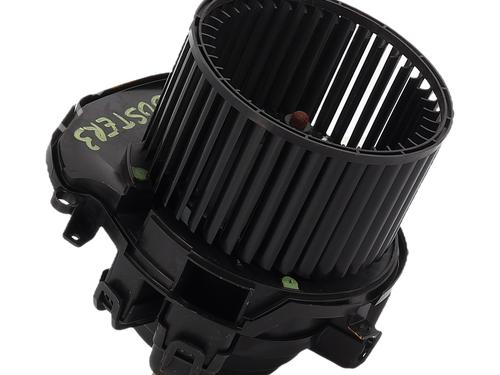 Used Heater blower motor Heater blower motor DACIA DUSTER (PYM_, PYN_) 1.0 ECO G-100 (101 hp) 36492152 36492152