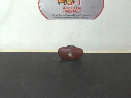 Used Warning switch PEUGEOT 206 Hatchback (2A/C) 1.1 i (60 hp) 13294299