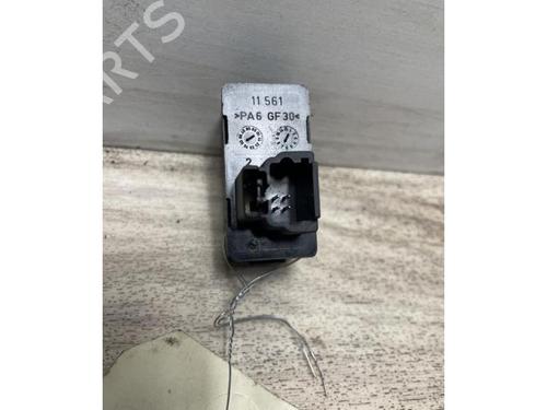 Left rear window switch PEUGEOT 307 SW (3H) 1.6 HDI 110 | BP13277613I29