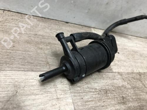 Used Washer pump RENAULT CLIO I (B/C57_, 5/357_) 1.9 D (65 hp) 20625436