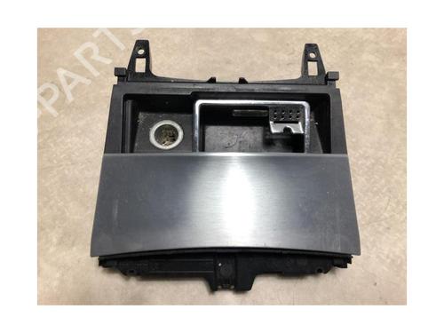 Cinzeiro MERCEDES-BENZ C-CLASS (W204) C 320 CDI (204.022) | BP30785239I30