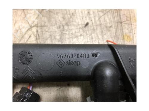 Injection rail PEUGEOT 208 I (CA_, CC_) 1.2 VTI 82 | BP28334702M98 