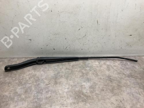 Used Front windshield wiper arm RENAULT MEGANE III Hatchback (BZ0/1_, B3_) 1.5 dCi (106 hp) 23100224