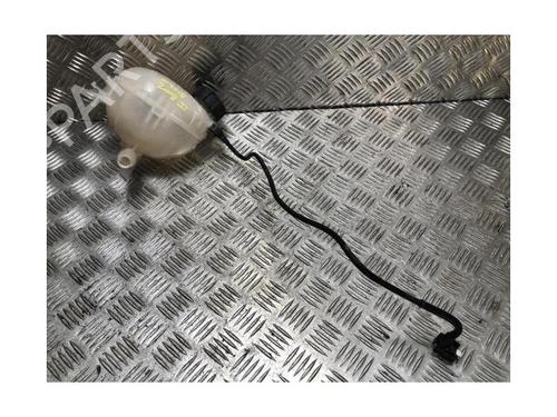 Expansion tank PEUGEOT 208 II (UB_, UP_, UW_, UJ_) 1.5 BlueHDI 100 | BP27557660C120 