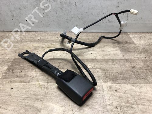 Used Seat buckle TOYOTA AURIS (_E15_) 1.4 D-4D (NDE150_, NDE150R) (90 hp) 20630711