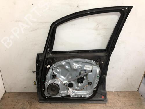 Used Right front door LANCIA MUSA (350_) 1.9 D Multijet (350.AXC1A) (101 hp) 23870254