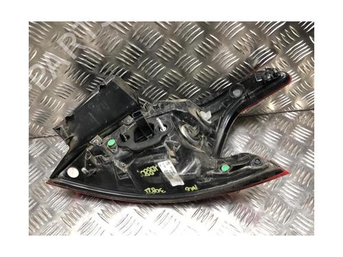 Left taillight PEUGEOT 308 II (LB_, LP_, LW_, LH_, L3_) 1.5 BlueHDi 130 | BP21556737C34 