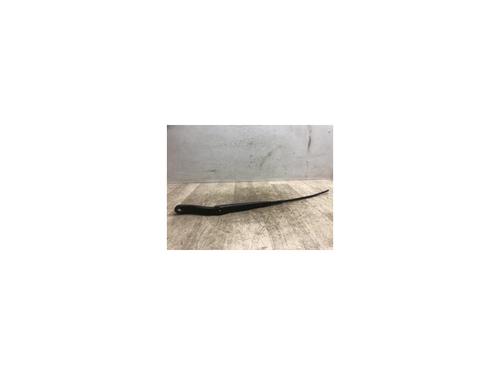 Used Front windshield wiper arm RENAULT CLIO III (BR0/1, CR0/1) 1.5 dCi (BR17, CR17) (86 hp) 20633910
