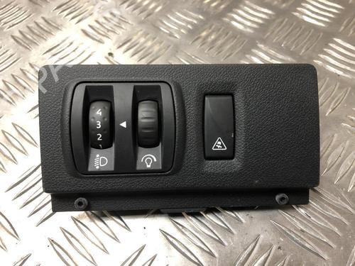 Used Switch RENAULT LAGUNA III (BT0/1) 1.5 dCi (BT00, BT0A, BT0T, BT1J) (110 hp) 31200716