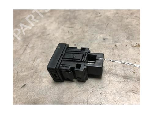 Switch TOYOTA RAV 4 III (_A3_) 2.2 D 4WD (ALA30_, ALA30R) | BP20643594I30