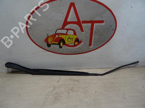 Used Front windshield wiper arm RENAULT MEGANE III Hatchback (BZ0/1_, B3_) 1.5 dCi (BZ09, BZ0D, BZ1W, BZ29, BZ14) (110 hp) 13293823