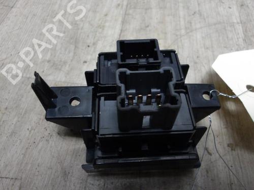 Used Switch NISSAN X-TRAIL II (T31) 2.0 dCi 4x4 (173 hp) 23034102