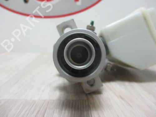 Used Brake master cylinder RENAULT KANGOO Express (FC0/1_) 1.2 16V (FC05, FC0W, FC1D, FC1P, FC1K, FC0T) (75 hp) 13276935