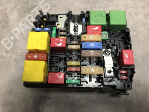 Used Fuse box PEUGEOT 208 I (CA_, CC_) 1.2 VTi 68 / PureTech 68 (68 hp) 20619473