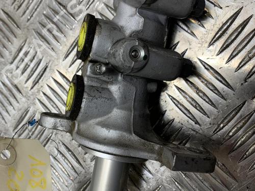 Used Brake master cylinder PEUGEOT 2008 II (UD_, US_, UY_, UJ_, UR_, UC_) 1.5 BlueHDI 100 (102 hp) 23873854