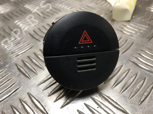 Pulsante luci di emergenza NISSAN X-TRAIL I (T30) 2.2 Di 4x4 (114 hp) 31198025