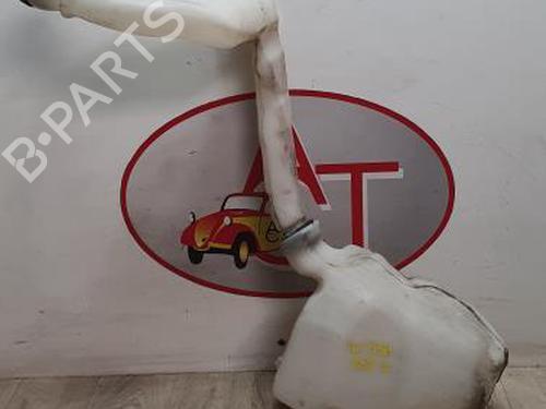 Used Windscreen washer tank PEUGEOT 208 I (CA_, CC_) 1.6 HDi (92 hp) 13268705