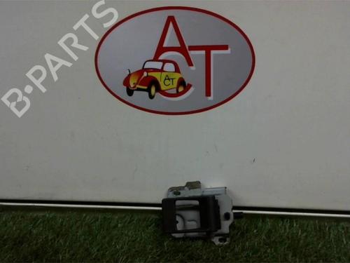 Used Rear left interior door handle LAND ROVER FREELANDER I (L314) 2.0 Td4 4x4 (112 hp) 13036760