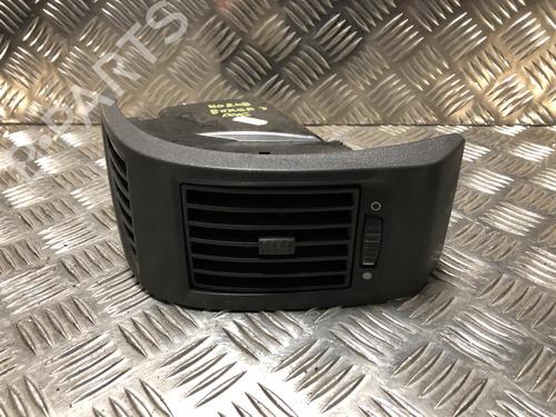 Used Air vent PEUGEOT BOXER Van 2.2 HDi 120 (120 hp) 31199633