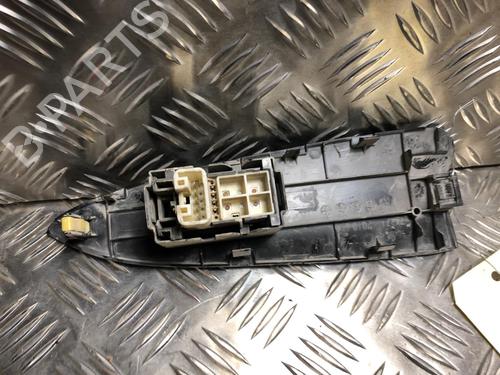 Right rear window switch TOYOTA RAV 4 III (_A3_) 2.2 D 4WD (ALA30_, ALA30R) | BP31201693I28