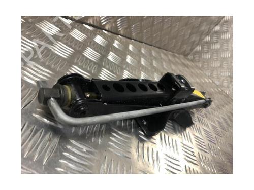 Jack Kit JAGUAR S-TYPE II (X200) 2.7 D | BP25774133C119 