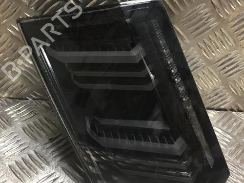 Used Right tailgate light PEUGEOT 3008 II SUV (MC_, MR_, MJ_, M4_) 1.5 BlueHDi 130 (131 hp) 25307175