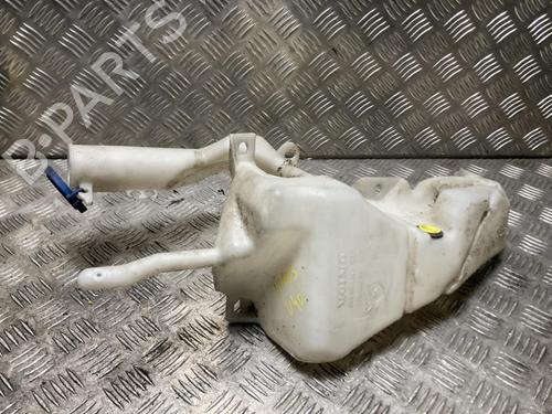 Used Windscreen washer tank Windscreen washer tank VOLVO V40 Estate (645) 1.9 DI (115 hp) 40538121 40538121