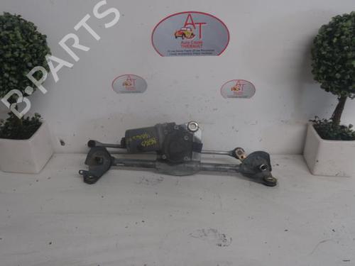 Used Front wiper motor TOYOTA YARIS (_P1_) 1.0 (SCP10_, SCP10R) (65 hp) 12964635