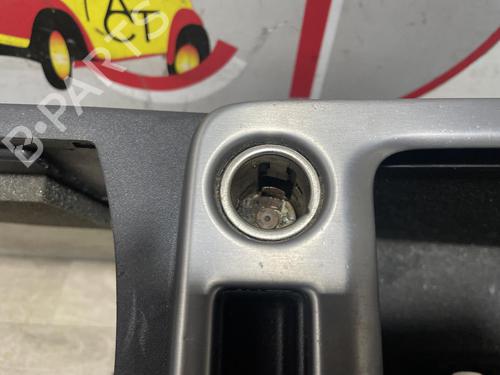 Consolle centrale VOLVO V50 (545) 1.6 D (110 hp) 28611805