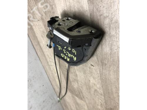 Rear right lock TOYOTA AURIS (_E15_) 1.4 D-4D (NDE150_, NDE150R) | BP20630603C99 