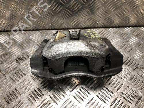 Used Right front brake caliper CITROËN C4 CACTUS 1.2 PureTech 130 (131 hp) 32188408