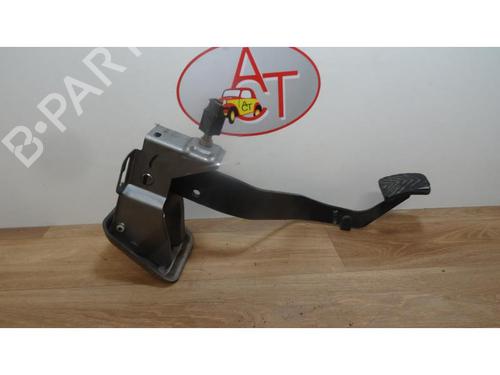 Clutch pedal MITSUBISHI GRANDIS (NA_W) 2.0 DI-D (NA8W) | BP12967514I13 