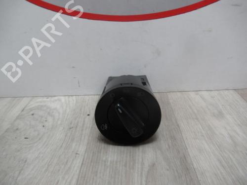 Used Headlight switch VW GOLF IV (1J1) 1.9 TDI (90 hp) 28334079