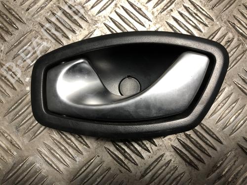 Used Front left interior door handle RENAULT CLIO IV (BH_) 1.5 dCi 90 (90 hp) 33164811