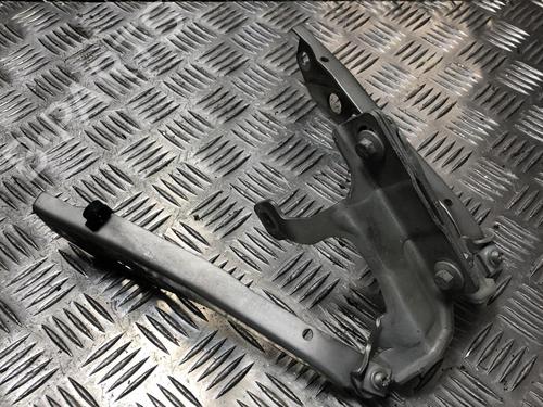 Used Hinge/Door check strap VOLVO C30 (533) 1.6 D (109 hp) 31202419