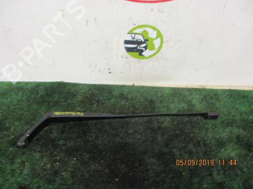 Used Front windshield wiper arm VW PASSAT B6 (3C2) 2.0 TDI 16V (140 hp) 23067930