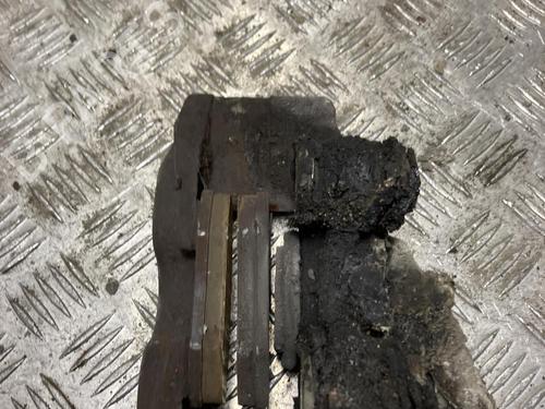 Used Right front brake caliper Right front brake caliper RENAULT SUPER 5 (B/C40_) 1.1 (B/C/401) (46 hp) 33872037 33872037