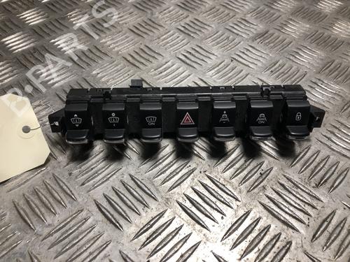 Used Warning switch Warning switch PEUGEOT 3008 I MPV (0U_) 1.6 THP (156 hp) 32707025 32707025