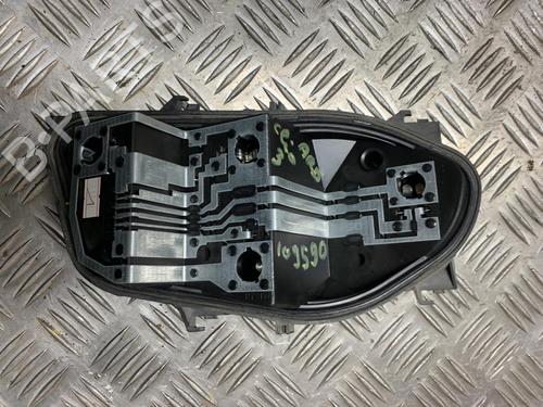 licence-plate-light-renault-clio-iii-br01-cr01-2005-2006-2007-2008-2009-2010-2011-2012-2013-2014-23849148 main image