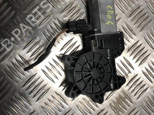 left-front-window-motor-renault-clio-iv-bh_-2012-2013-2014-2015-2016-2017-2018-2019-2020-2021-23098301 main image