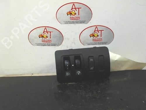 Used Switch RENAULT CLIO III Grandtour (KR0/1_) 1.5 dCi (KR0F) (86 hp) 12964700