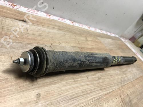 Used Right rear shock absorber TOYOTA YARIS (_P9_) 1.3 VVT-i (SCP90_, SCP90R) (87 hp) 20613443