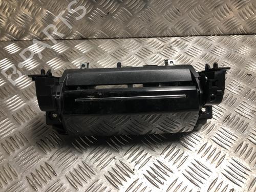 Guantera Guantera PEUGEOT 2008 II (UD_, US_, UY_, UJ_, UR_, UC_) 1.5 BlueHDI 130 (131 hp) 33706318 33706318