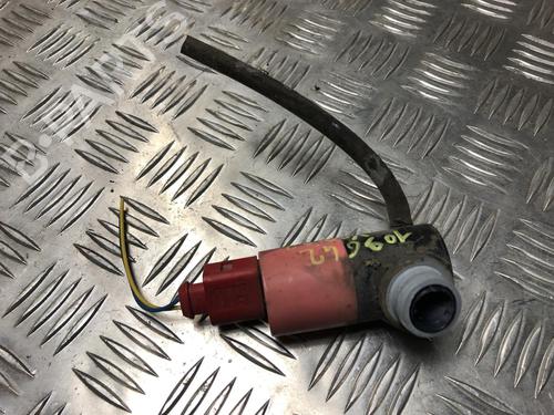 washer-pump-toyota-yaris-_p9_-2005-2006-2007-2008-2009-2010-2011-2012-2013-2014-24492904 main image