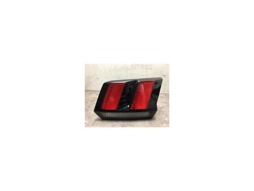 Used Right tailgate light PEUGEOT 3008 II SUV (MC_, MR_, MJ_, M4_) 1.2 THP/ PureTech 130 (MRHNSM, MRHNSU, MRHNSJ, MRHNYW,... (131 hp) 20622671