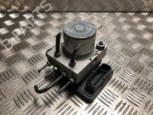 Abs pomp RENAULT MASTER III Van (FV) 2.3 dCi 130 FWD (FV0M, FV0Y, FV0J, FV02, FV03) (130 hp) 32982553