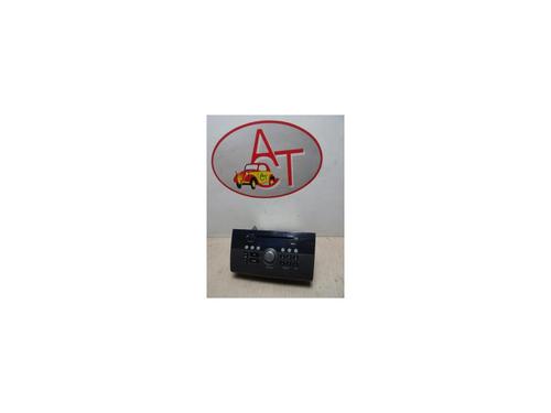 Used Radio SUZUKI SWIFT III (MZ, EZ) 1.3 DDiS (RS413D) (75 hp) 13282107