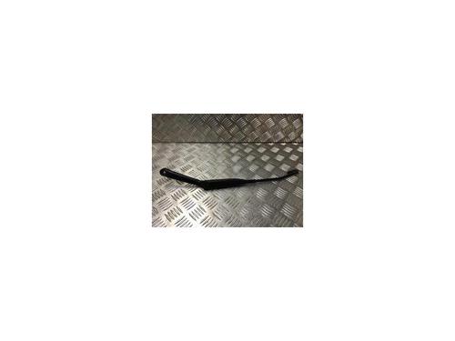 Used Front windshield wiper arm MERCEDES-BENZ SLK (R170) 200 (170.435) (136 hp) 23567692