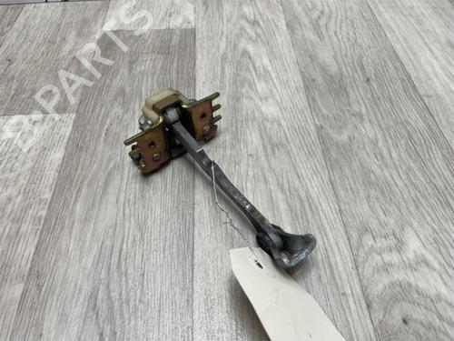 Used Hinge/Door check strap RENAULT LAGUNA II Grandtour (KG0/1_) 1.9 dCi (KG0G) (120 hp) 13374982