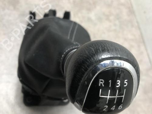 Used Gear lever NISSAN PULSAR Hatchback (C13) 1.5 dCi (110 hp) 20621313